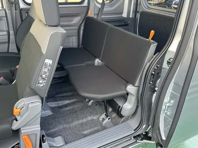 N-VAN(ホンダ)Gタイプ AT ４WD届出済未使用車 4