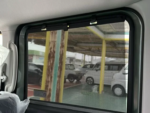 デリカミニ(三菱)Gプレミアム届出済未使用車 13