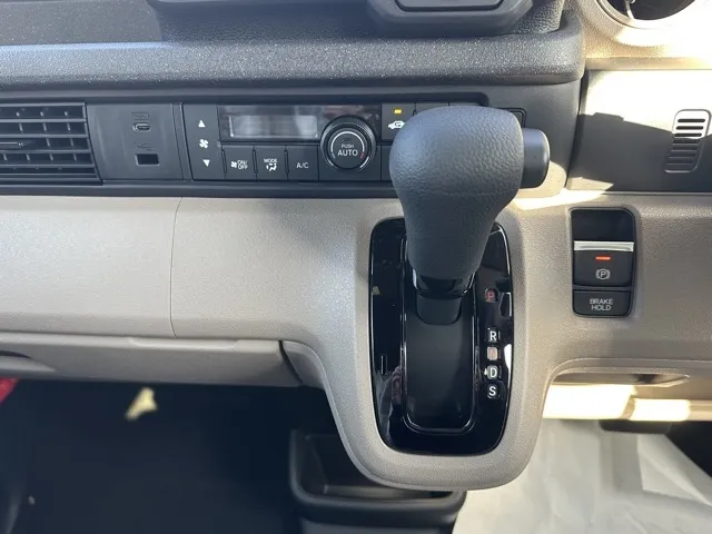 N-BOX(ホンダ)JOY届出済未使用車 15