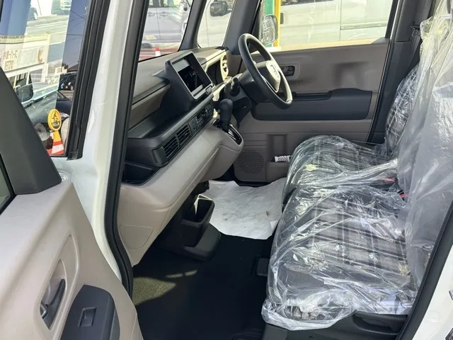 N-BOX(ホンダ)JOY届出済未使用車 3