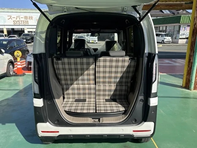 N-BOX(ホンダ)JOY届出済未使用車 8