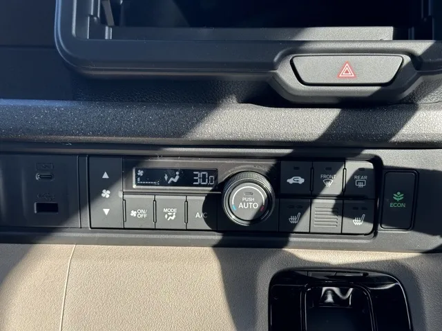 N-BOX(ホンダ)JOY届出済未使用車 15