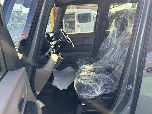 N-BOX(ホンダ)JOY届出済未使用車 3