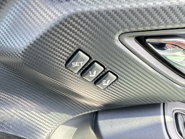 クロストレック(スバル)リミテッド中古車 13