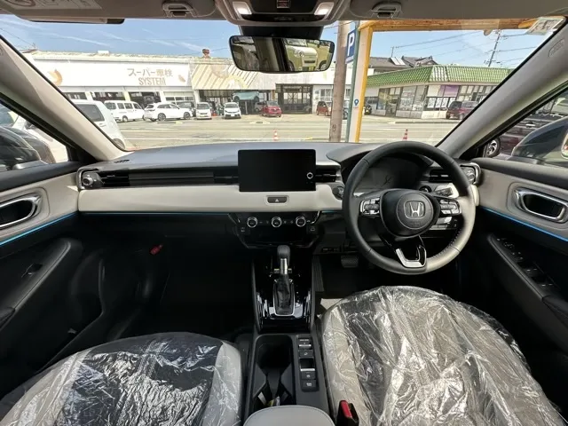 ヴェゼル(ホンダ)ｅ：ＨＥＶ　Ｚ PLaYパッケージ新車見本展示有 5