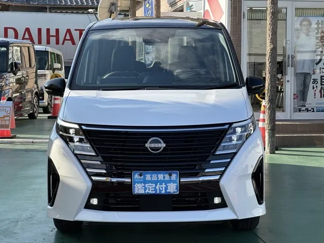 セレナ(ニッサン)e-4ORCE ハイウェイスターV アラウンドビューモニター登録済未使用車 28