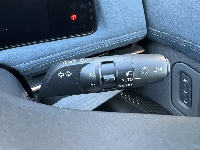 アリア(ニッサン)B6中古車 13