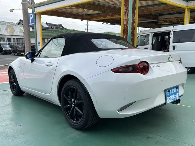 ロードスター(マツダ)NR-A 6MT中古車 19