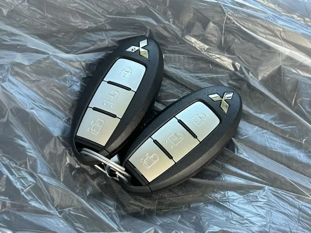 デリカミニ(三菱)G 4WD届出済未使用車 15