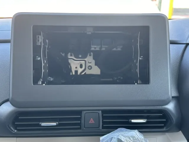 デリカミニ(三菱)G 4WD届出済未使用車 22