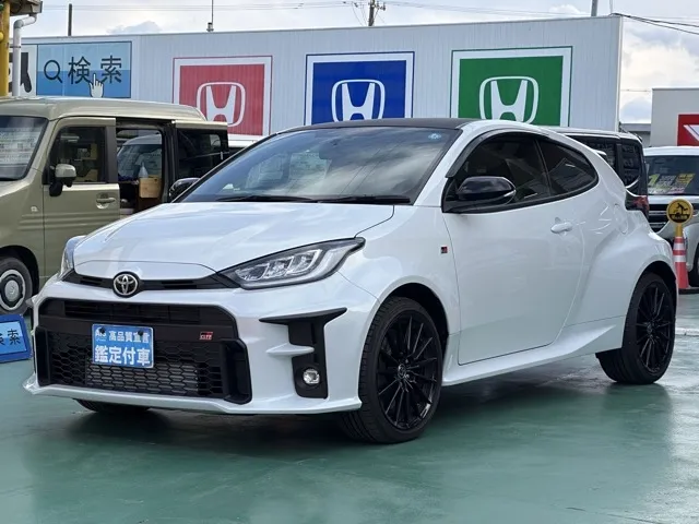 GRヤリス(トヨタ)RC ４WD 6MT中古車 1