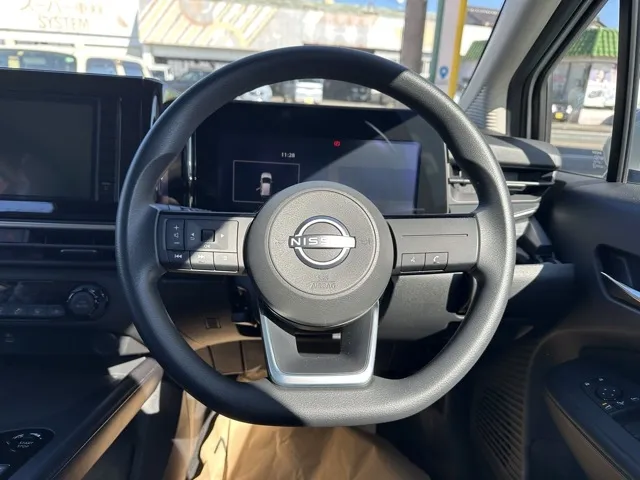 ノート(ニッサン)X アラウンドビュー LED中古車 6