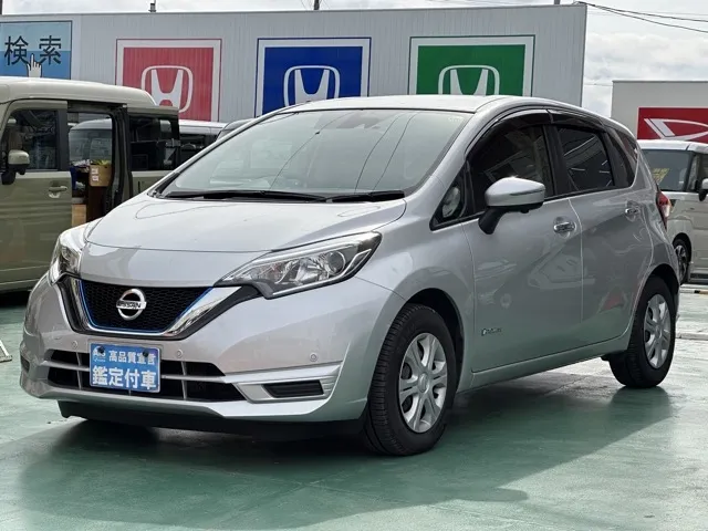 ノート(ニッサン)eパワーX中古車 1