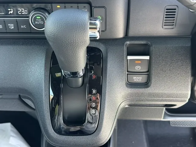 N-BOX(ホンダ)N-BOXカスタム コーディネートスタイル届出済未使用車 14
