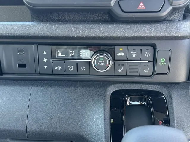 N-BOX(ホンダ)N-BOXカスタム コーディネートスタイル届出済未使用車 15