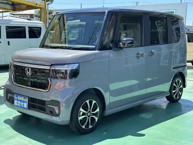 N-BOX(ホンダ)N-BOXカスタム コーディネートスタイル届出済未使用車 1