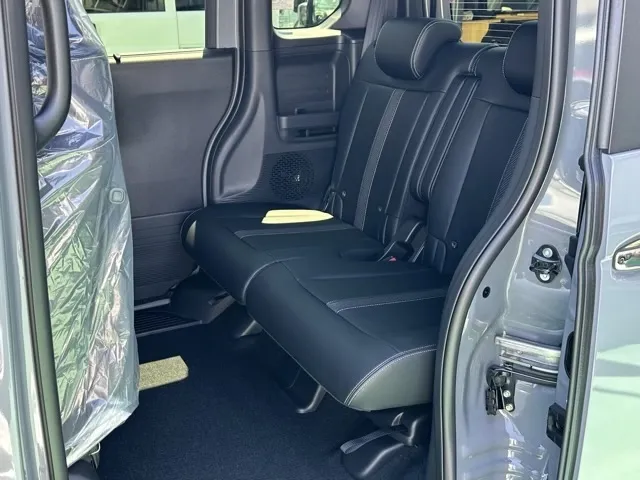 N-BOX(ホンダ)N-BOXカスタム コーディネートスタイル届出済未使用車 4