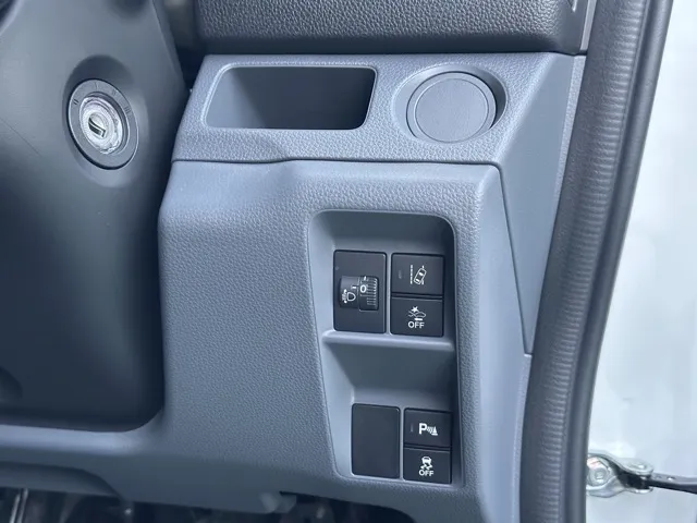 N-VAN(ホンダ)Gタイプ AT ４WD届出済未使用車 15