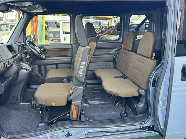 N-VAN(ホンダ)FUN スタイルプラスネイチャー 4WD届出済未使用車 4