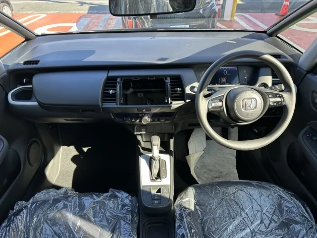 フィット(ホンダ)ベーシック中古車 5