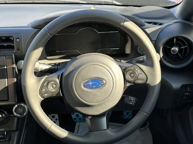 BRZ(スバル)S 10thアニバーサリーLTD 6MT登録済未使用車 6