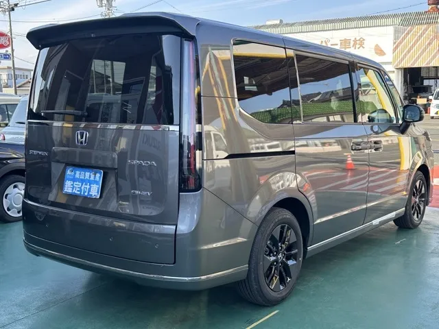 ステップワゴン(ホンダ)e・HEVスパーダ 7人登録済未使用車 16
