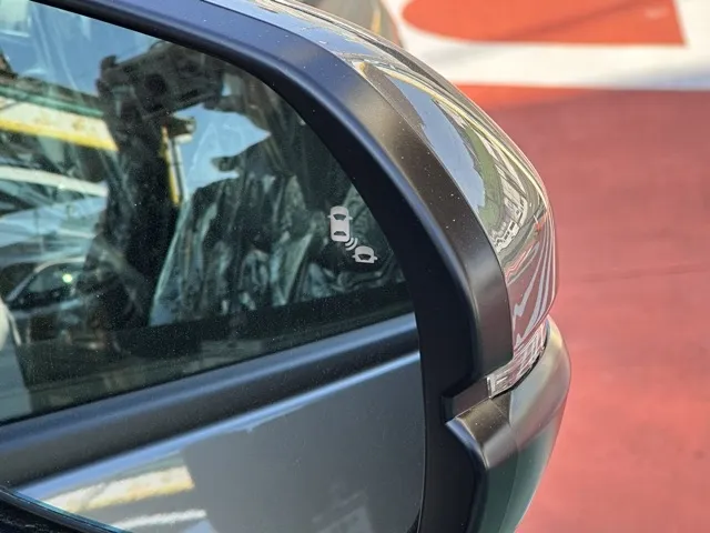 ステップワゴン(ホンダ)e・HEVスパーダ 7人登録済未使用車 18