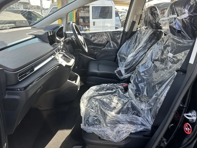 オデッセイ(ホンダ)e：HEV アブソルート登録済未使用車 3