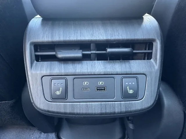 アリア(ニッサン)B6中古車 7