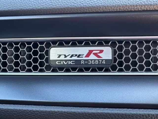 シビック(ホンダ)タイプR登録済未使用車 22