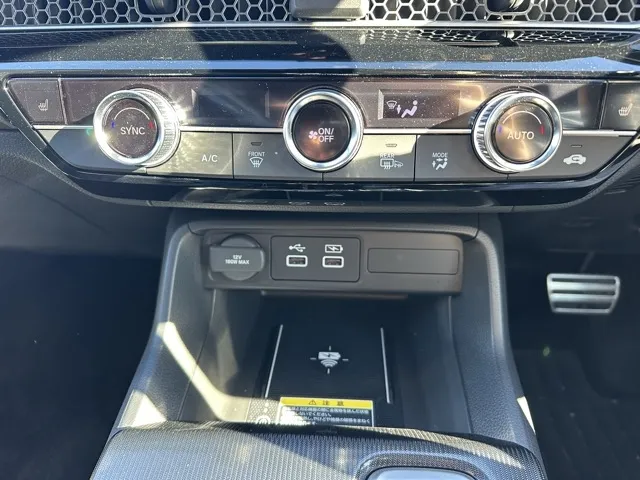 シビック(ホンダ)e：HEV中古車 17