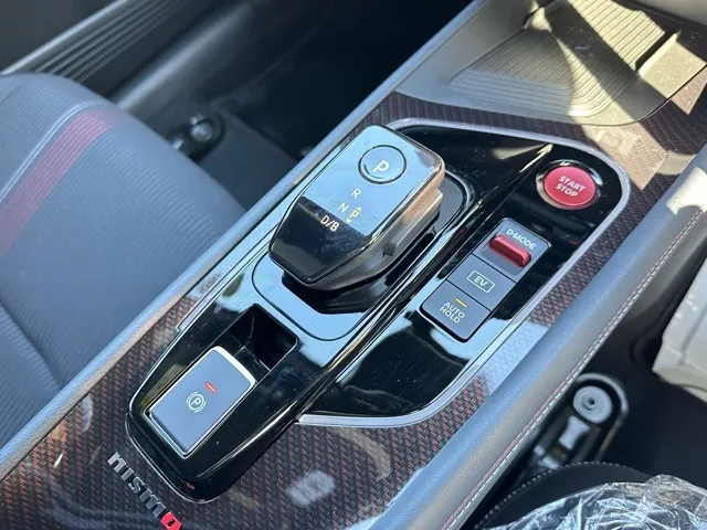 オーラ(ニッサン)ニスモ プロパイロット ナビ ワイヤレス充電中古車 25