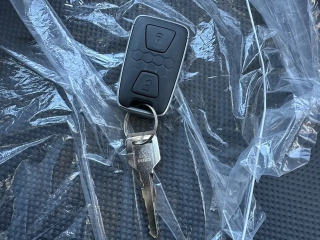 キャンター(三菱)全低床キョウカダンプ ３ｔレンタ登録済未使用車 21