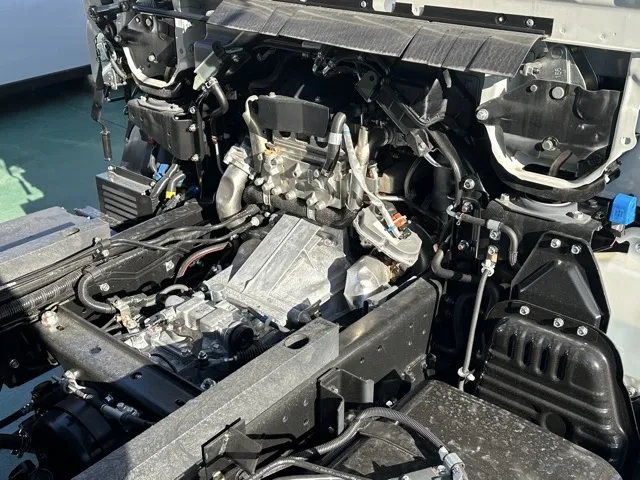 キャンター(三菱)全低床キョウカダンプ ３ｔレンタ登録済未使用車 25