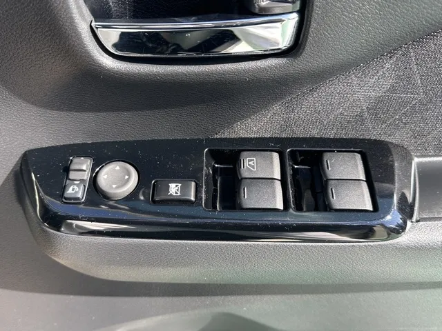 eKクロス(三菱)ＥＶ Ｐ中古車 11