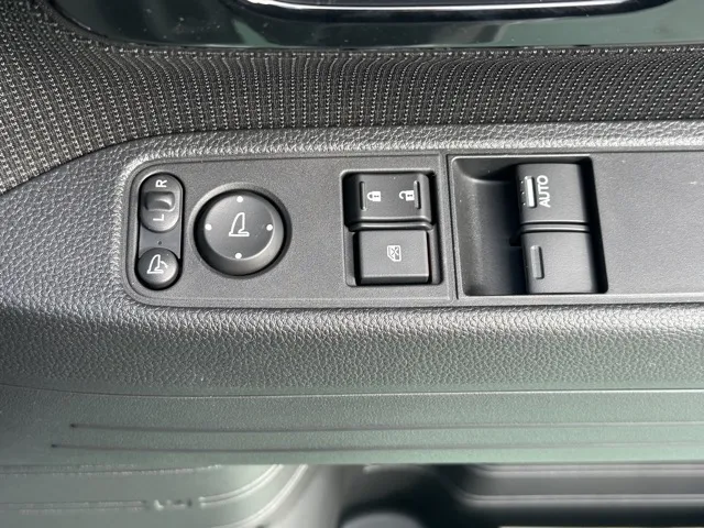 N-VAN(ホンダ)FUN 届出済未使用車 14
