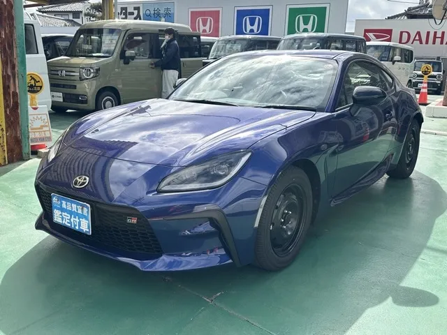 GR86(トヨタ)RC 6MT登録済未使用車 1
