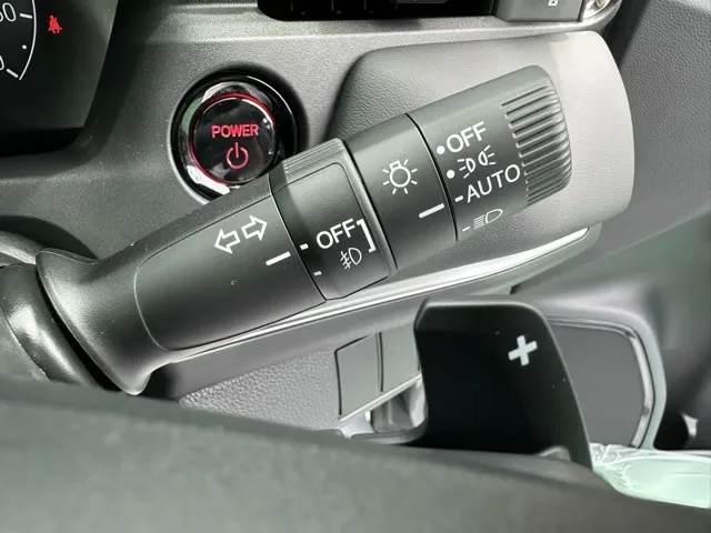 ヴェゼル(ホンダ)e：HEV　Z新車見本展示無 17