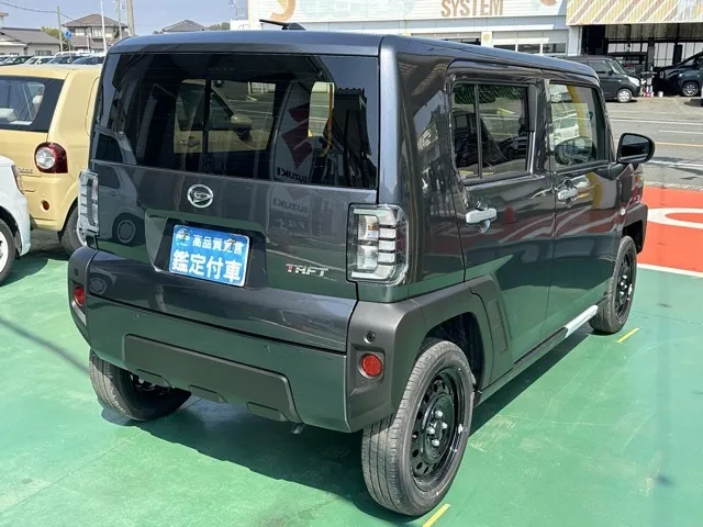 タフト(ダイハツ)X　純正ナビ付届出済未使用車 10