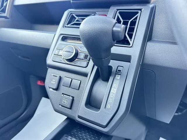 タフト(ダイハツ)X　純正ナビ付届出済未使用車 20