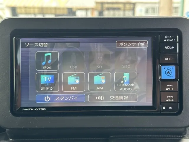 タフト(ダイハツ)X　純正ナビ付届出済未使用車 21