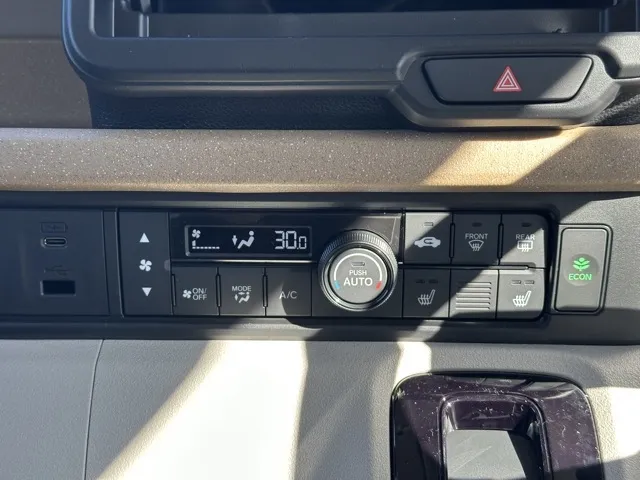N-BOX(ホンダ)N-BOX届出済未使用車 16