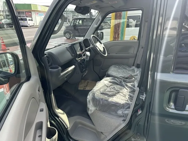 エブリイ(スズキ)NV１００クリッパーDX GLパッケージ CVT届出済未使用車 3