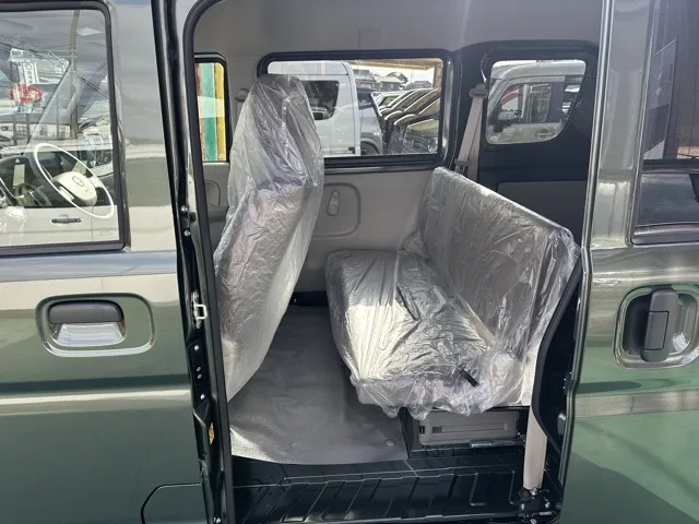 エブリイ(スズキ)NV１００クリッパーDX GLパッケージ CVT届出済未使用車 4
