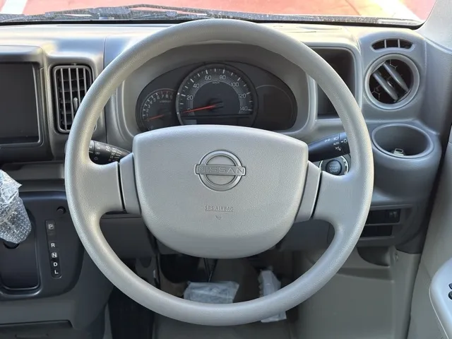 エブリイ(スズキ)NV１００クリッパーGX AT届出済未使用車 6