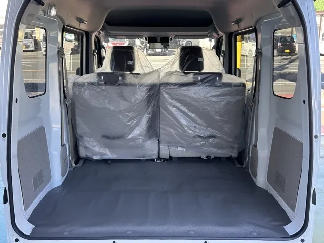 エブリイ(スズキ)NV１００クリッパーGX AT届出済未使用車 8