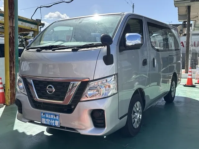 キャラバン(ニッサン)DX EXパック エマージェンシーブレーキレス 3人乗レンタ登録済未使用車 1