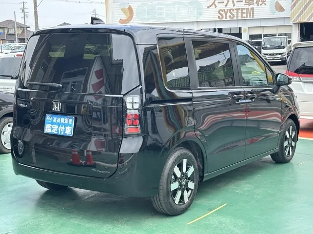 フリード(ホンダ)エアー EX 6人乗登録済未使用車 14