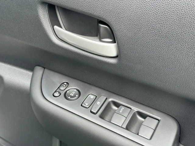 フリード(ホンダ)エアー EX 6人乗登録済未使用車 17