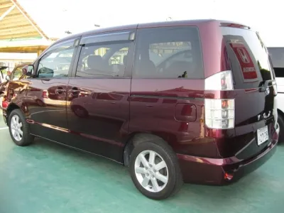 ヴォクシー(トヨタ)XGエディション中古車 2